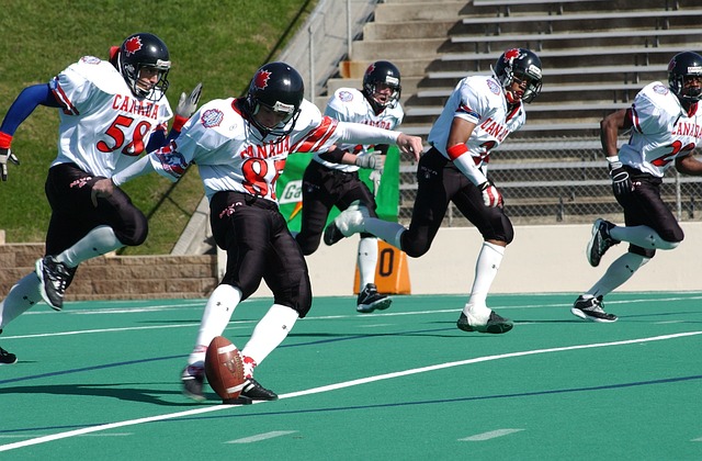 109-113！全队6人上双惜败篮网，浓眉12+7+5遭独行侠生涯首败.